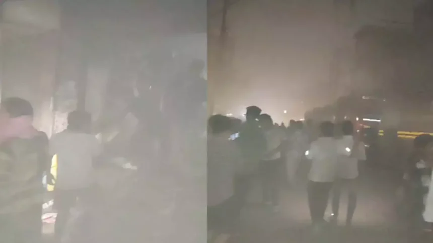 1280x720 2528967 smoke spread all around due to fire