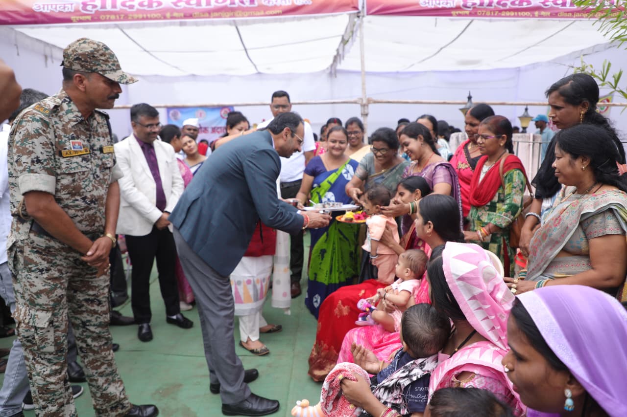 नेशनल लोक अदालत - जिला विधिक से प्राधिकरण एवं जिला प्रशासन के सहयोग से हितग्राहियों को एक ही मंच पर मिला न्याय 7 WhatsApp Image 2025 09 13 at 7.41.57 PM