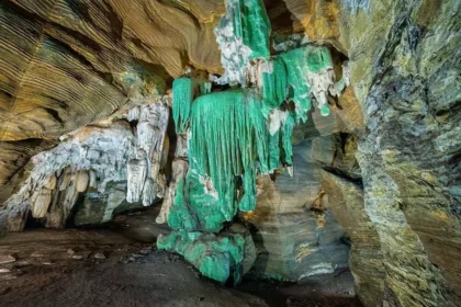 1280x720 2537727 green cave kanger valley