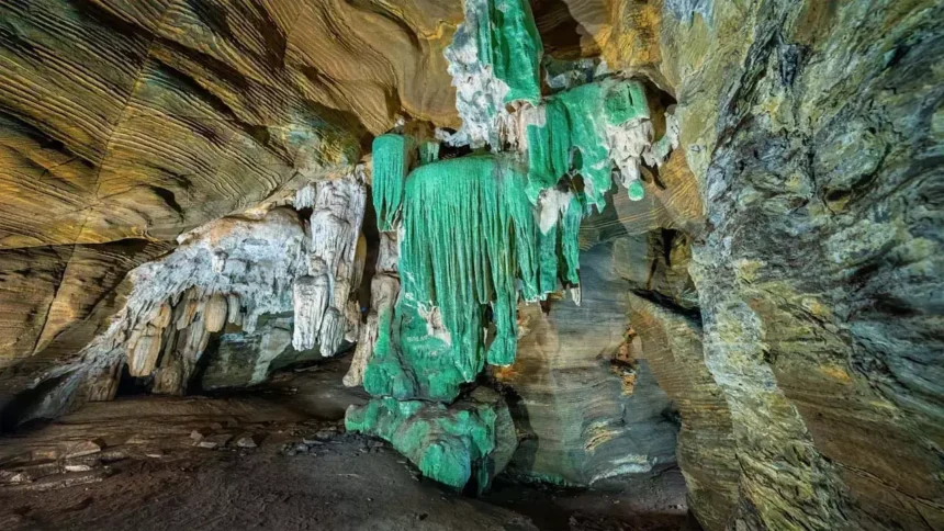 1280x720 2537727 green cave kanger valley