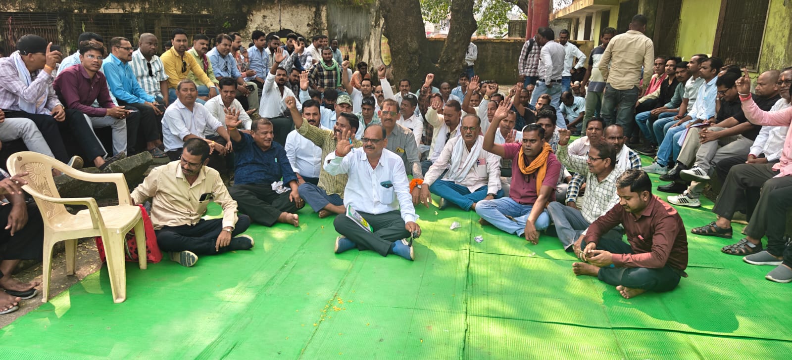 धान खरीदी शुरू होने से पहले सेवा सहकारी समिति ने दिया अनिश्चतकालीन आंदोलन का अल्टीमेटम 2 WhatsApp Image 2025 10 25 at 10.14.28 AM