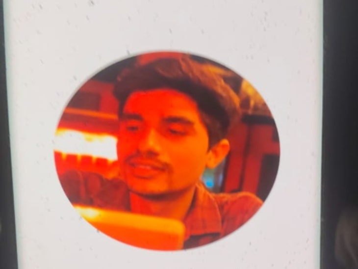 देवरी गांव के हसदेव नदी में बड़ा हादसा,पांच लोग डूबे, तीन अब भी लापता, पिकनिक मनाया पहुंचे थे सभी .... 3 befunky 2025 9 6 19 52 56