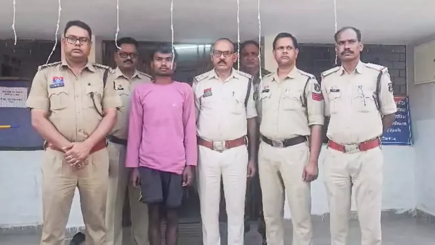 1280x720 2540991 accused in police custody