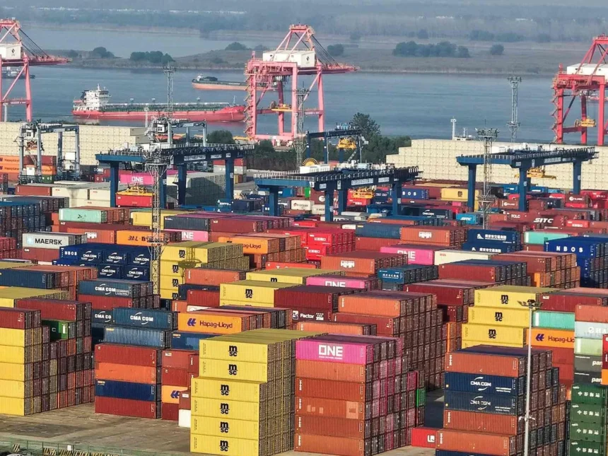 CHINA ECONOMY TRADE 14 1762961007796 1762961040211
