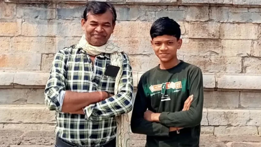 Student Jigyasu Verma with his father 1777462550