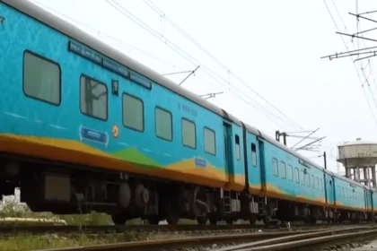 train 1776275626