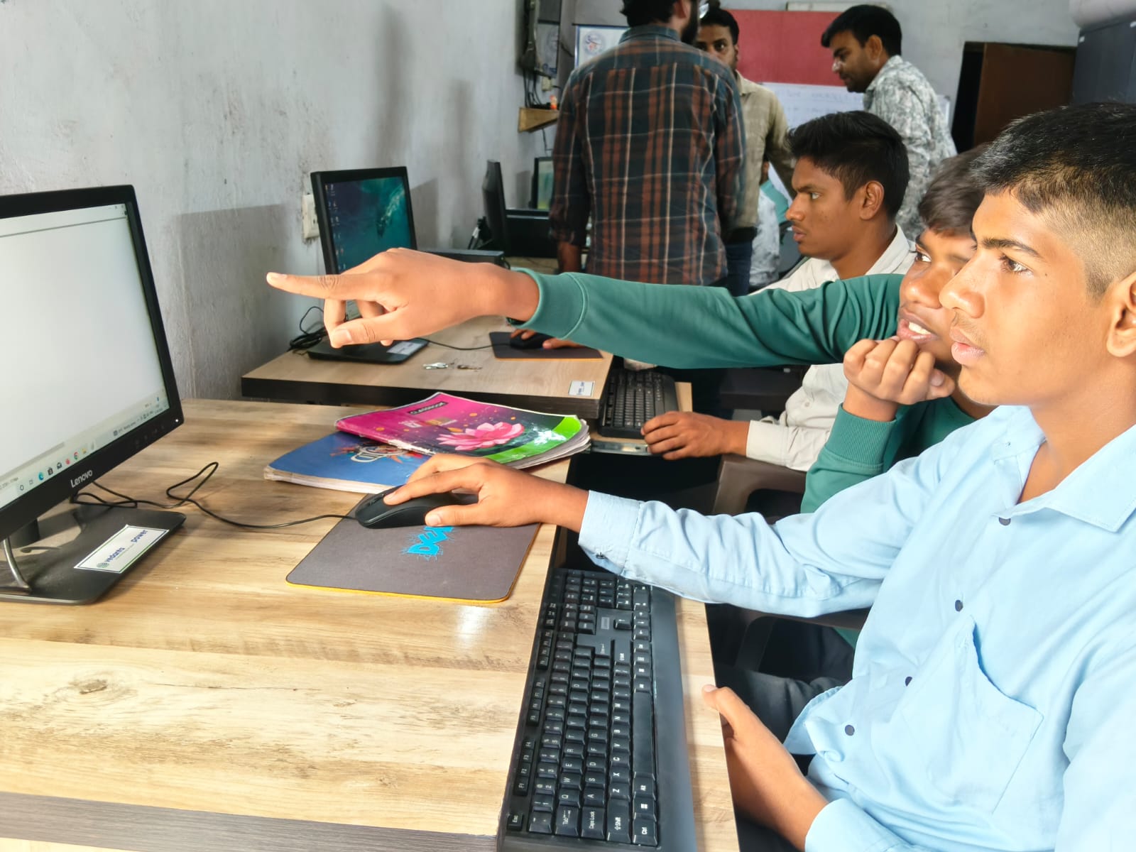 वेदांता पावर सक्ती थर्मल प्लांट संचालित निःशुल्क कंप्यूटर सेंटर से 60 विद्यार्थियों को मिल रहा लाभ... 2 IMG 20260529 WA0030